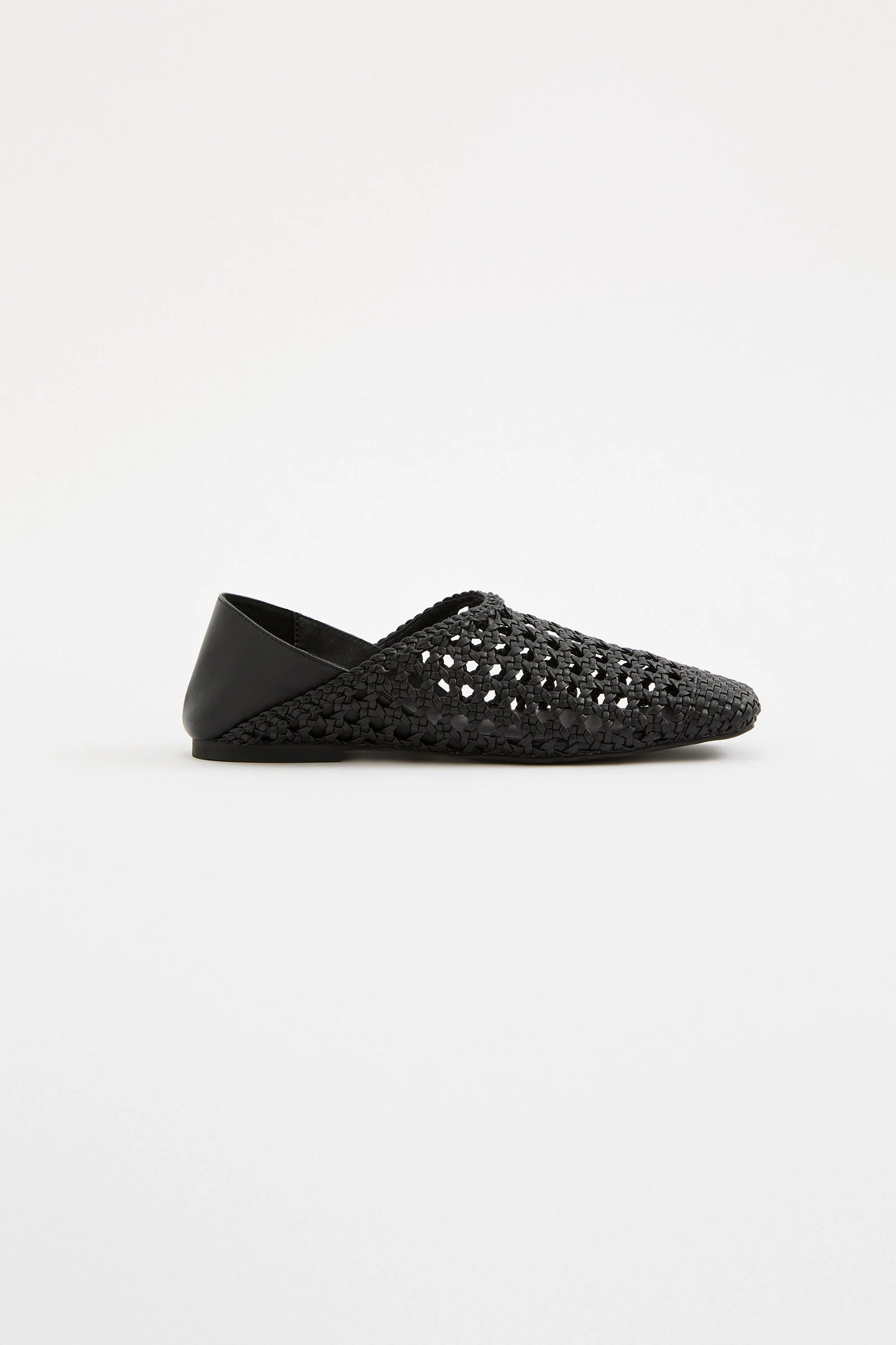 ETTA CROCHET FLAT