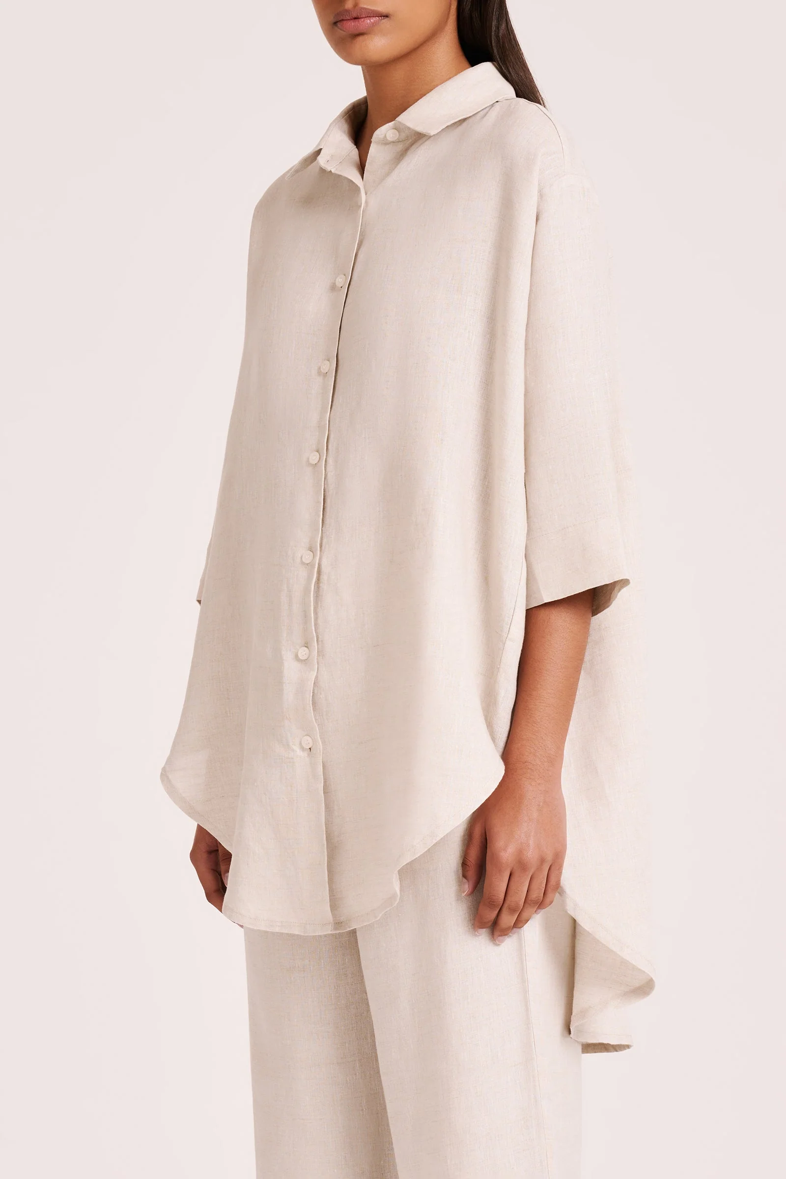 LOUNGE LINEN LONGLINE SHIRT - Image 3