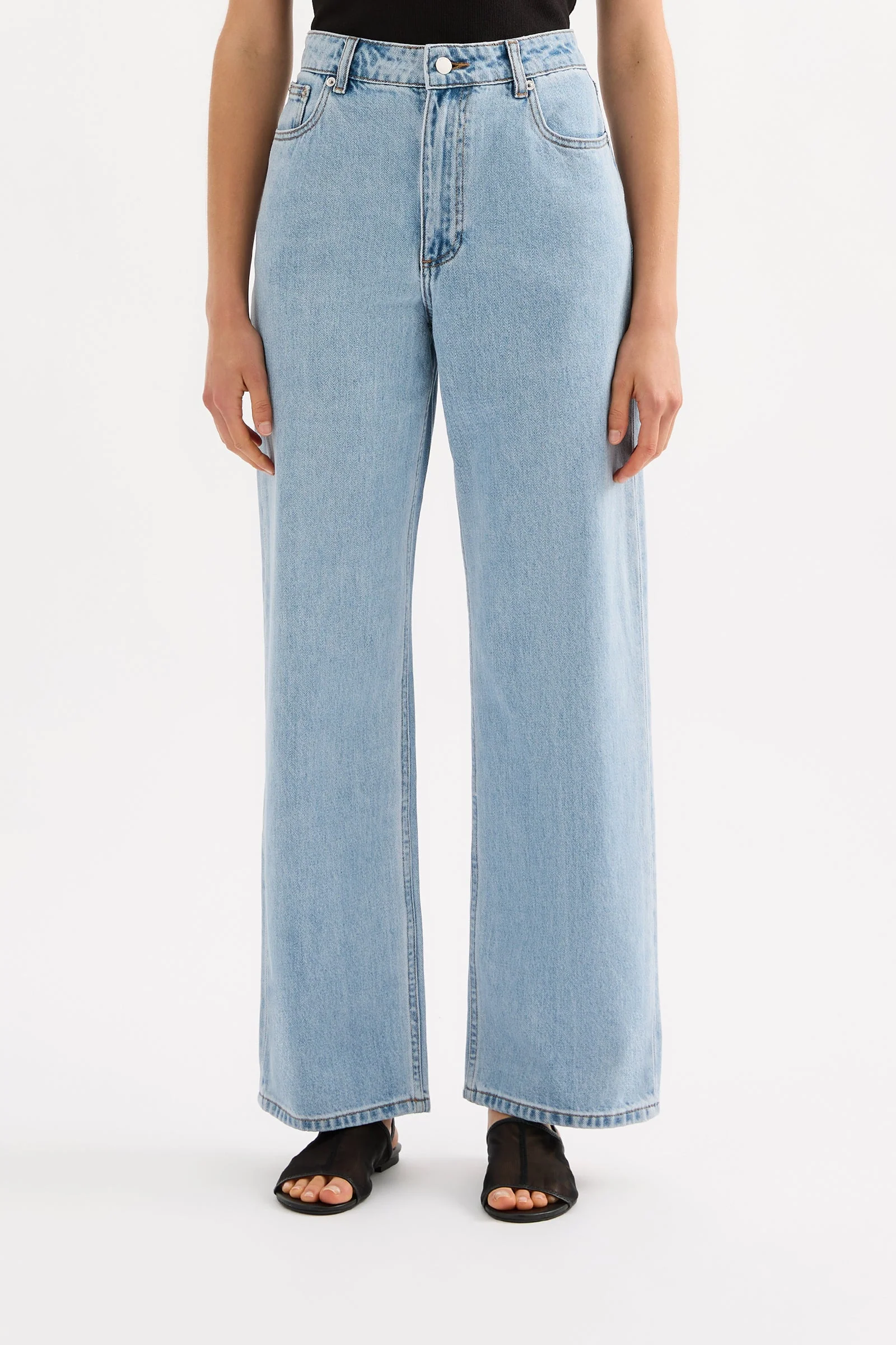 ORGANIC RELAXED LEG JEAN - Image 8