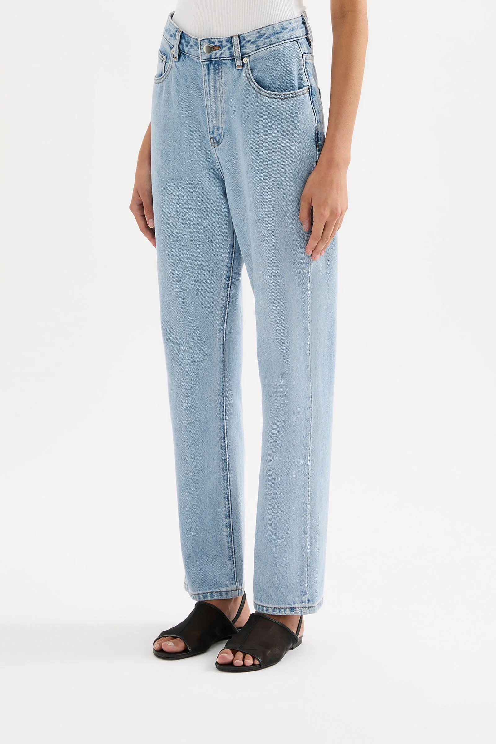 ORGANIC STRAIGHT LEG JEAN - Image 3