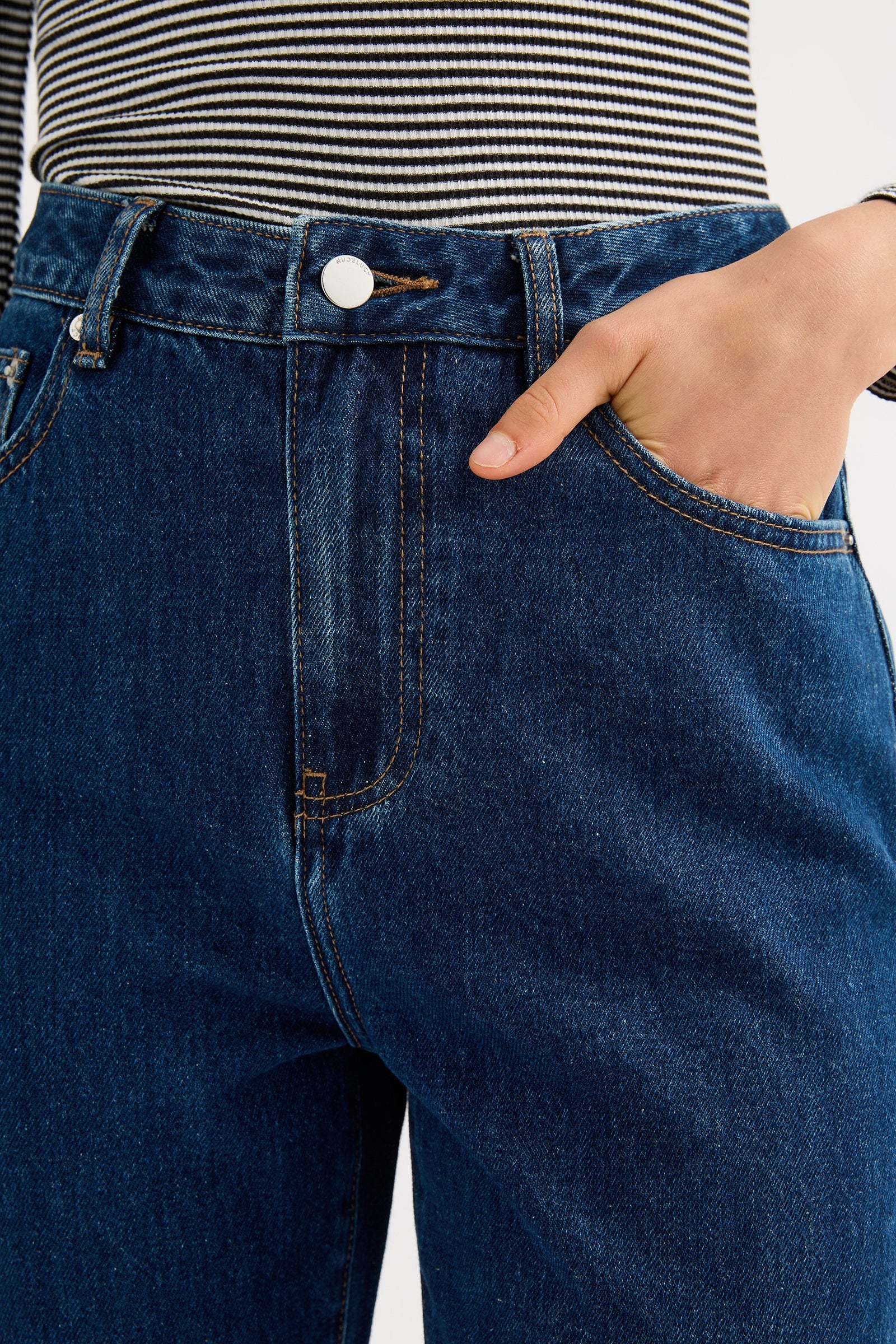 ORGANIC STRAIGHT LEG JEAN - Image 5