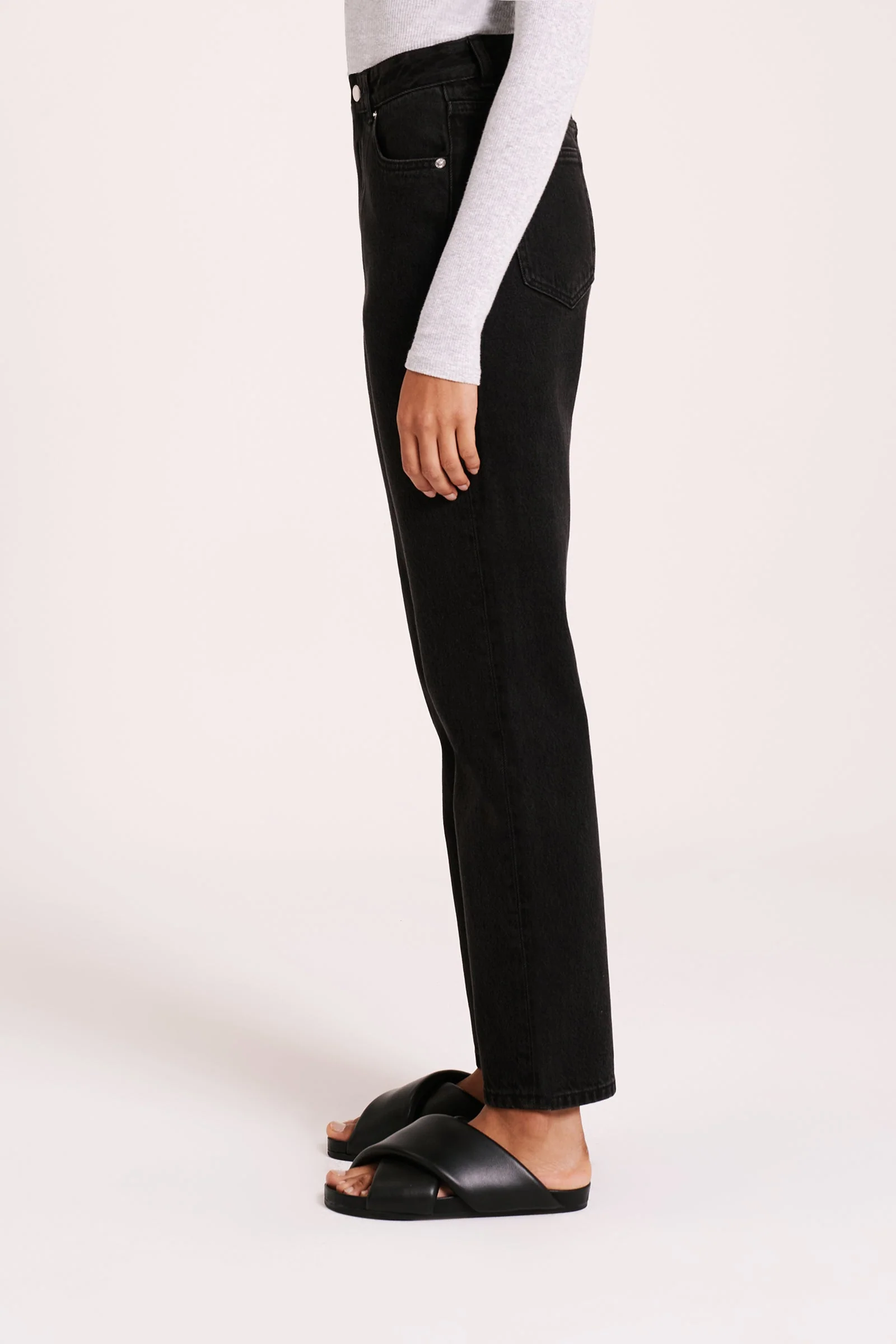 ORGANIC STRAIGHT LEG JEAN - Image 10