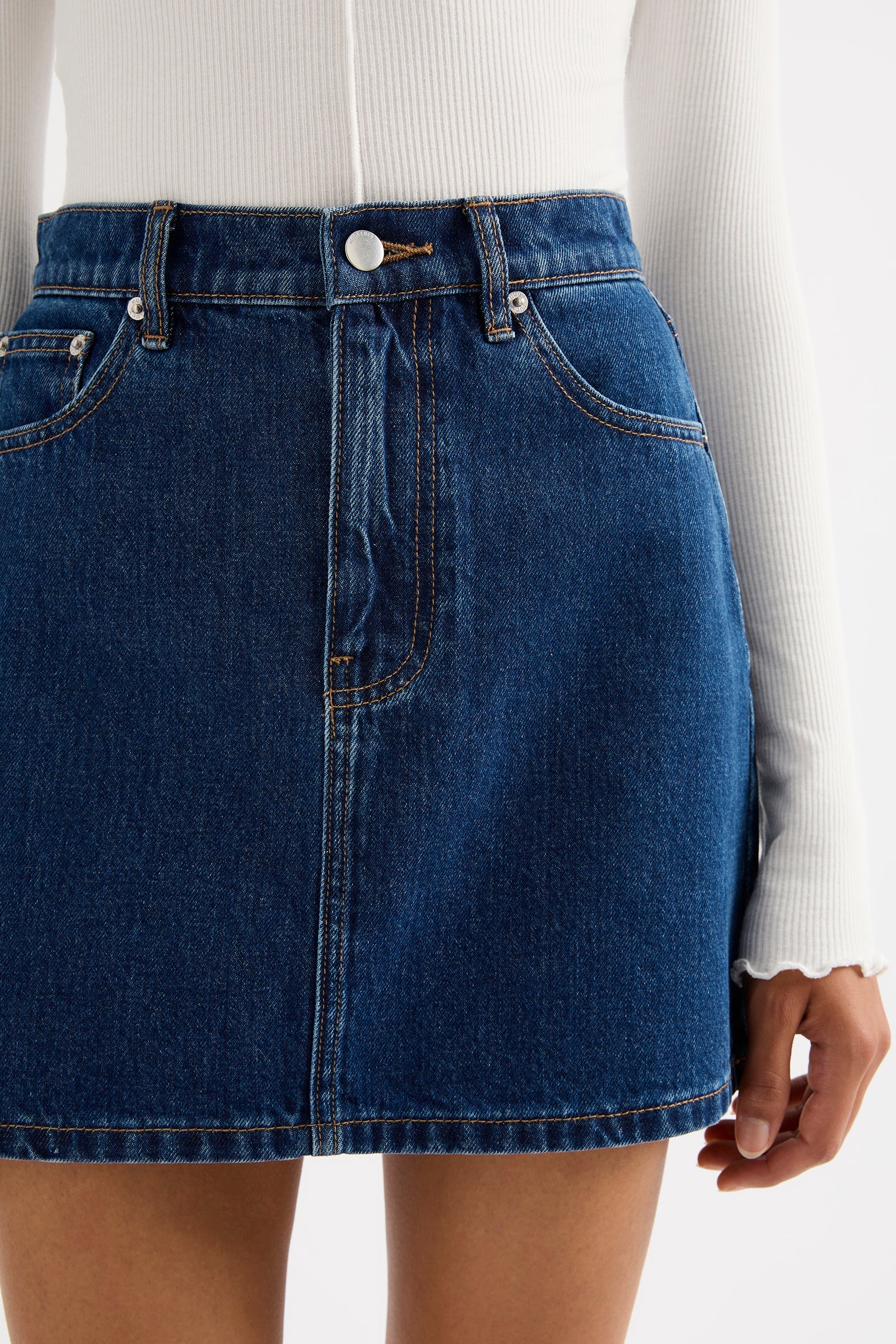 SIA DENIM MINI SKIRT - Image 11