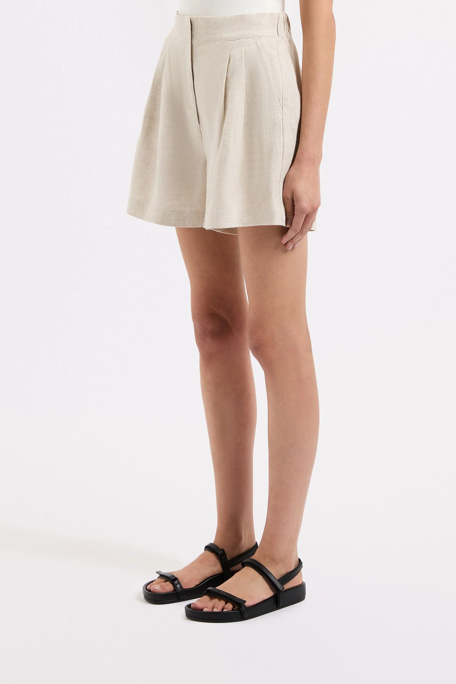 THILDA TAILORED SHORT - Image 3