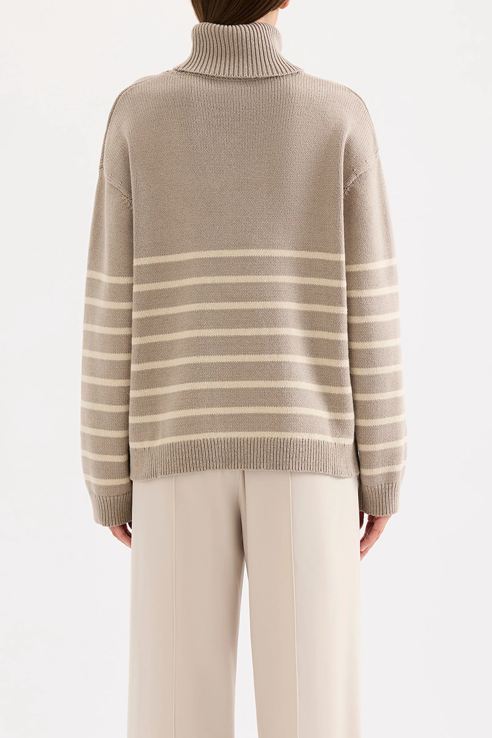 VENUS TURTLENECK KNIT - Image 4